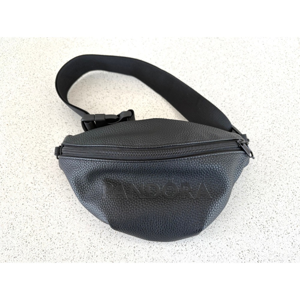 Pandora Pebbled Faux Leather Belt Bag Preppy‎ Streetwear Trendy Classic Modern